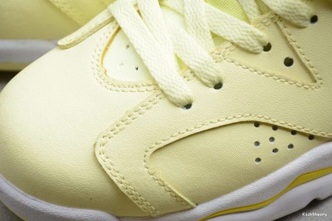 Kicktheory Dynamic (GS) Jordan Floral Air 543390-800 Retro Yellow 6 0721